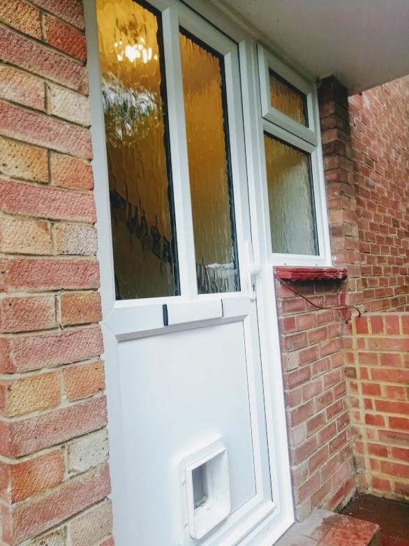 Cozy Loft In Bushey, 20 Mins By Train To Euston London Lejlighed Eksteriør billede
