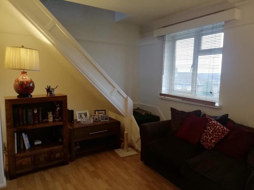 Cozy Loft In Bushey, 20 Mins By Train To Euston London Lejlighed Eksteriør billede